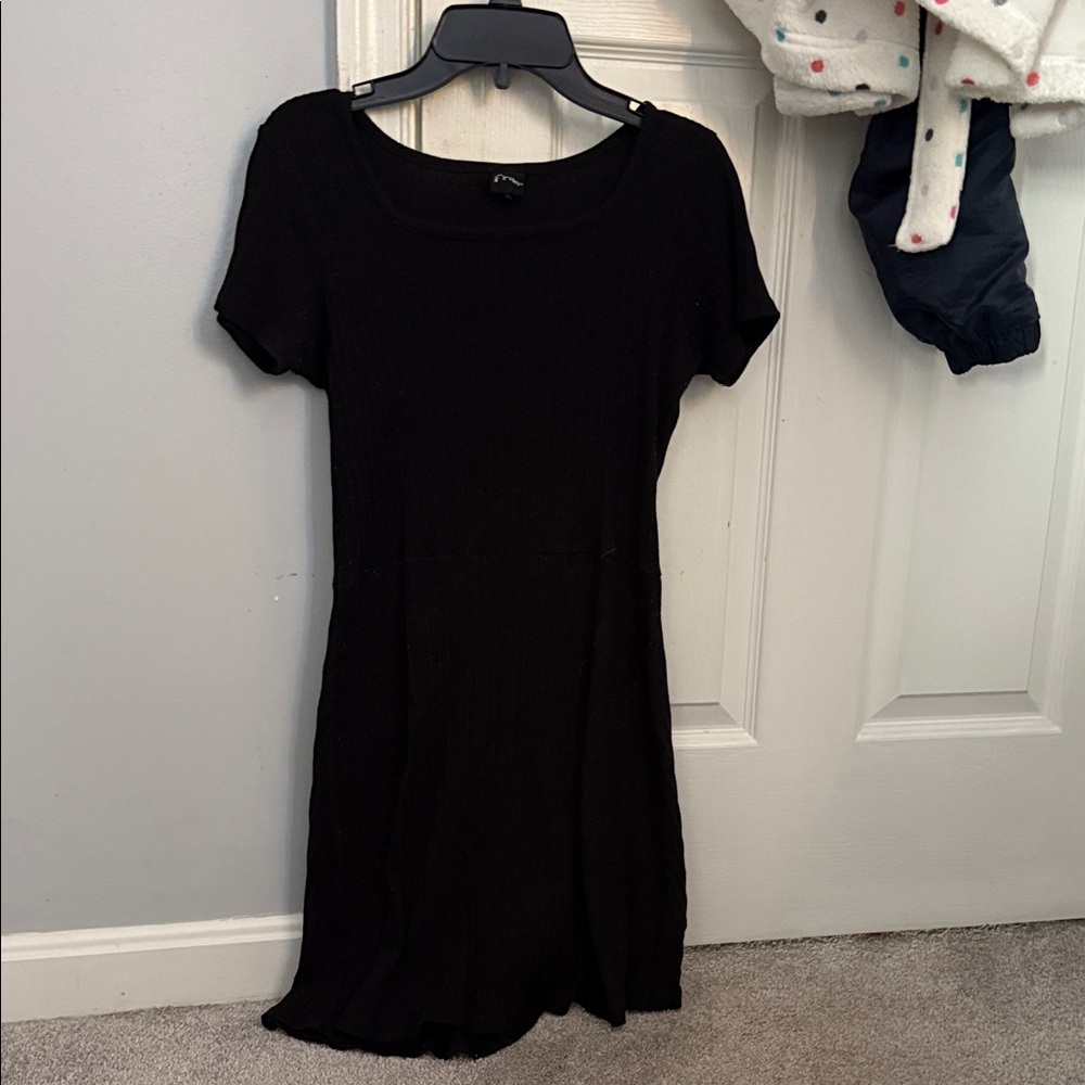 Elegant Black Dress